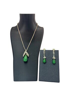 Vintage Signed Kramer Green Faux Jade Teardrop Necklace Earrings Set Rhinestones